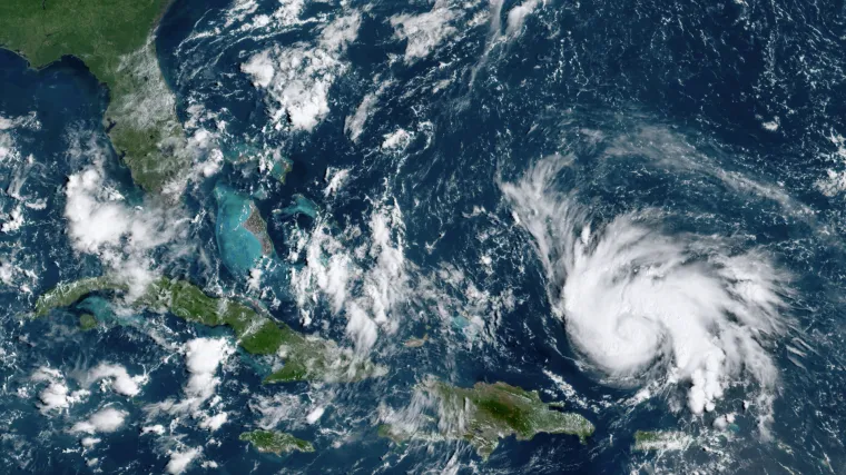 Uragan Dorian kreće se prema Bahamima i Floridi: 'Bit će to snažan uragan, možda jedan od najjačih'