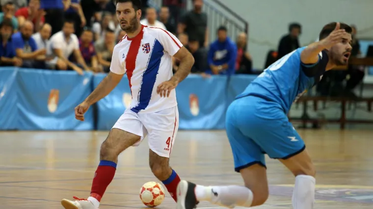 Teška nesreća bivšeg kapetana BiH: Prevrnuo se u terencu s još dva suvozača i najteže stradao