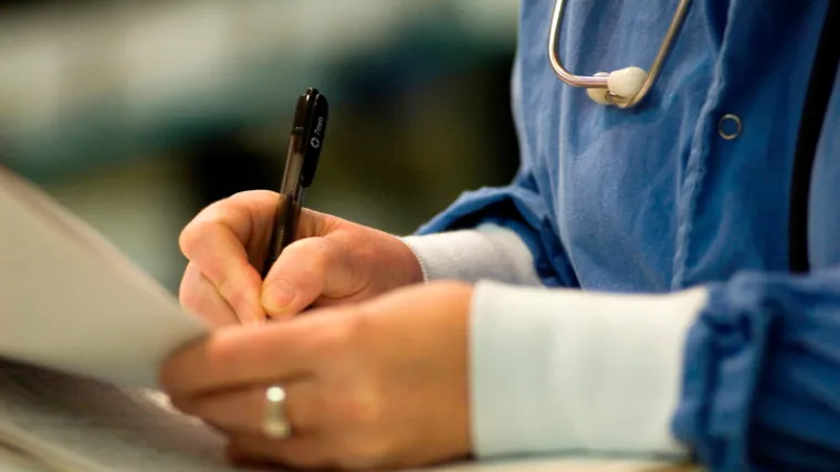 Plaća 28.000 kn, 54 dana godi&scaron;njeg, 30 dana plaćenog bolovanja... ima samo jedna 'kvaka'