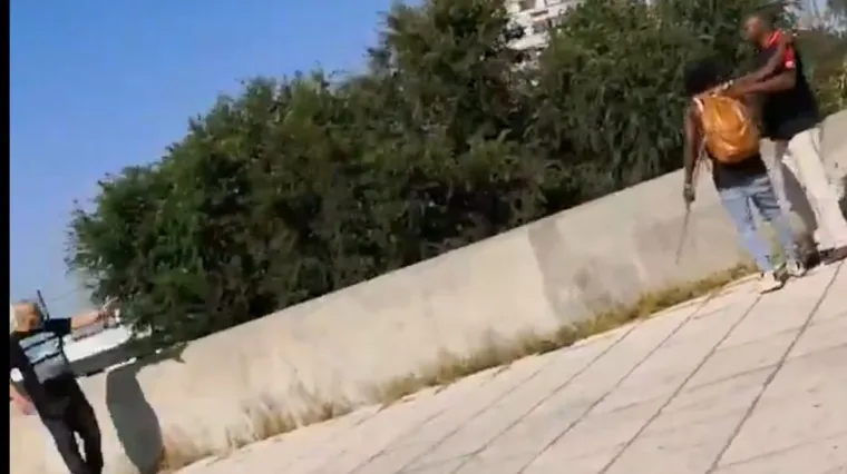 Policija poku&scaron;ava utvrditi motive napada kod Lyona. Troje ljudi se bori za život