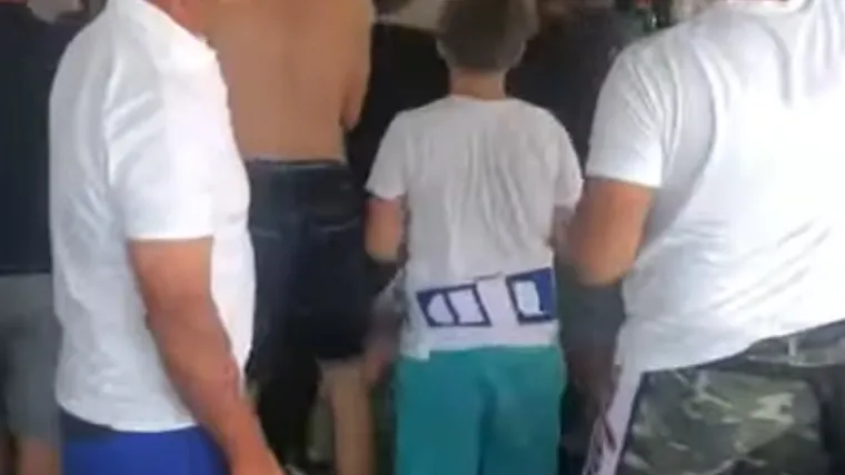 Trajekt je umalo 'potonuo' kad su simpatizeri Hajduka počeli 'divljati' na njemu