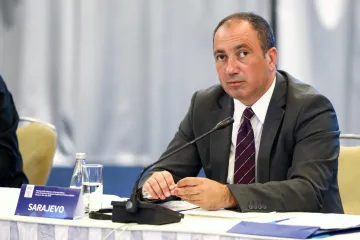 'On bi zemlju mogao dovesti na rub rata i ugroziti opstanak Republike Srpske'