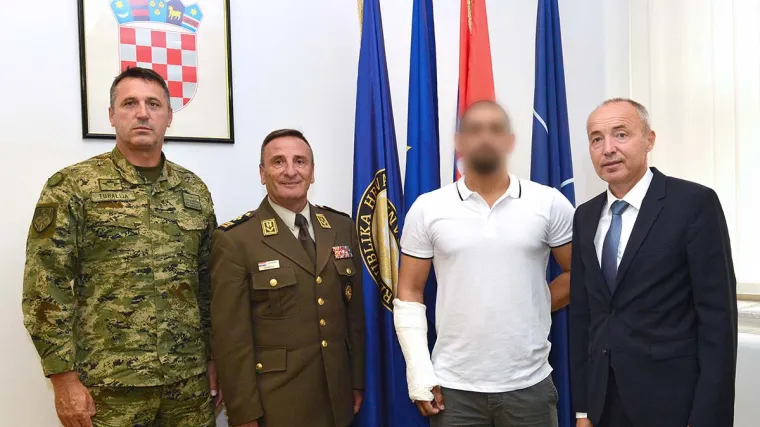 Krstičević i Šundov primili vojnika ranjenog u Afganistanu, uskoro se očekuje povratak i drugog vojnika