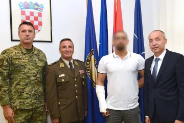 Krstičević i Šundov primili vojnika ranjenog u Afganistanu, uskoro se očekuje povratak i drugog vojnika
