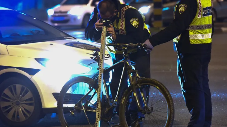 Policija traga za vozačem koji je 'pokosio' biciklista i pobjegao: Biciklist je imao čak 2,93 promila!