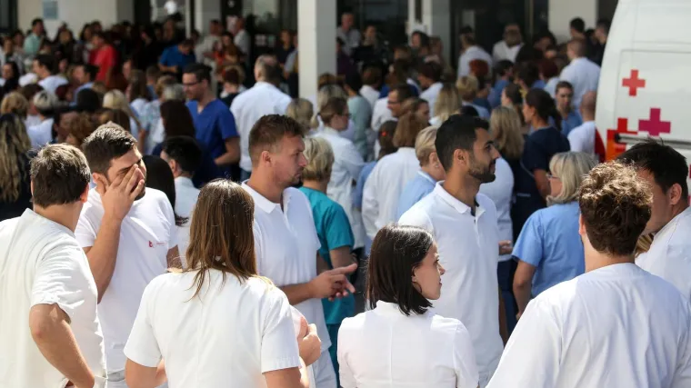 Stotine medicinskih sestara i tehničara traži povećanje plaća i potpisivanje kolektivnog ugovora
