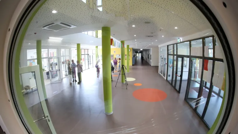 1200 &scaron;kola u blokadi - pao sustav &scaron;kolskih web stranica: 'Vraćamo se u stara vremena'