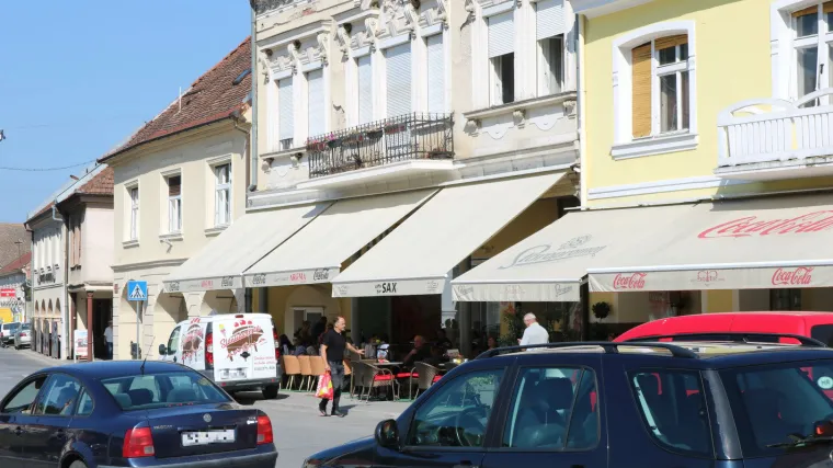 Primijetio dim i panično zvao zbog požara: Vatrogasci stigli na trg, vlasnik im rekao da dođu za 3 sata!