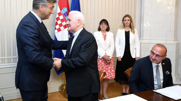 Vlada dodijelila 600.000 kuna pomoći Katoličkom &scaron;kolskom centru u Bihaću