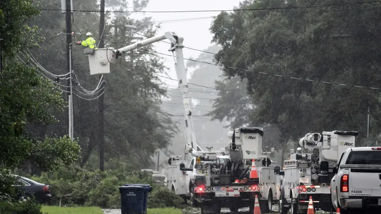 Oslabljeni uragan Dorian stigao do obala Sjeverne i Južne Karoline: Panika jo&scaron; nije pro&scaron;la