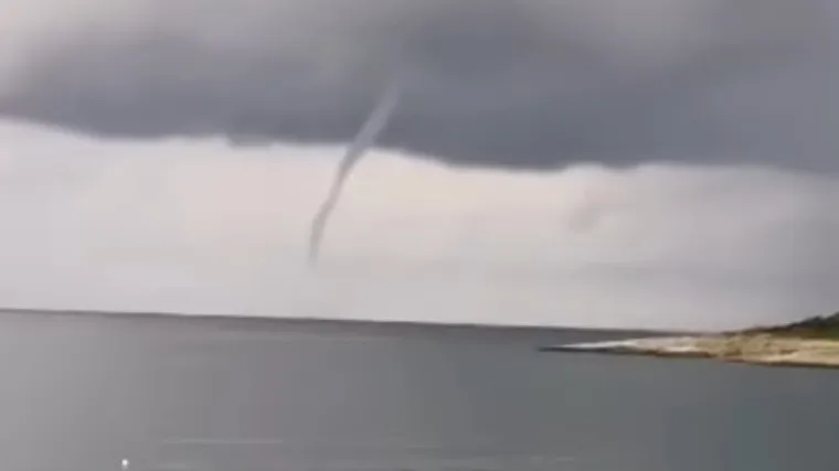 Na jugu Istre razvile se pijavice, moguća pojava novih