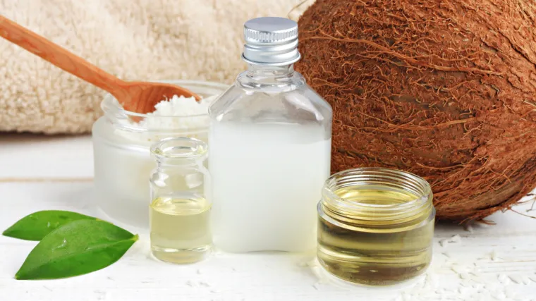 Kako koristiti kokosovo ulje za lice: Nježna i prirodna krema za zdravu kožu