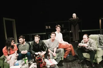 Počela je nova sezona u ZKM-u! Ulaznice za uspješnice 'Huddersfield' i 'Tri X i ja' u rujnu samo 30 kuna