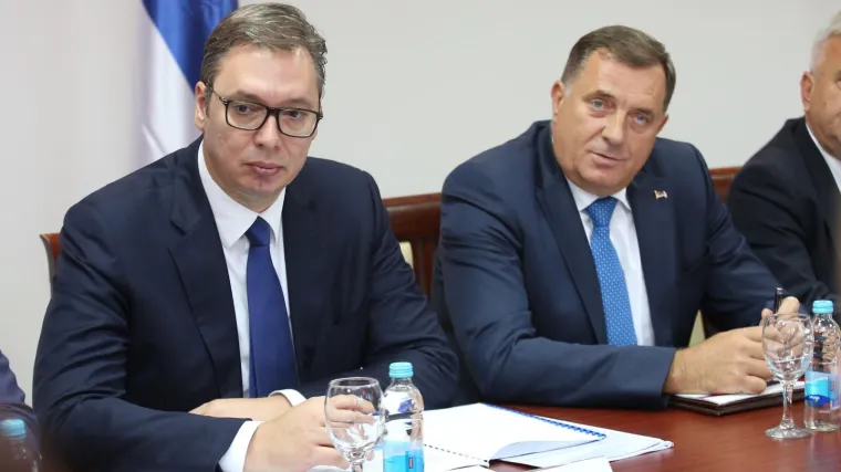 Vučić poručio iz Drvara: 'Srbi neće dopustiti da ih Hrvati i Bošnjaci nazivaju agresorima'