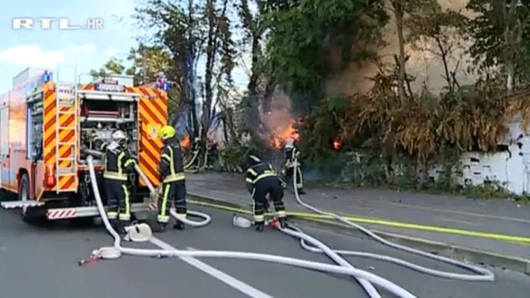 16 vatrogasaca gasi otpad kod Botaničkog vrta