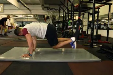 Ivan Brkljačić otkrio kako pravilno vježbati: Trening za trup na suspenzijskoj traci