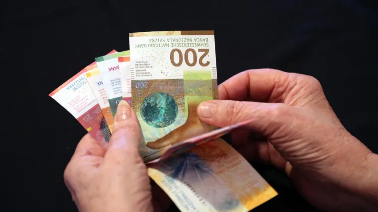 Marić bez komentara na odluku Vrhovnog suda, Aleksić dužnicima preporučuje tužbe protiv banaka