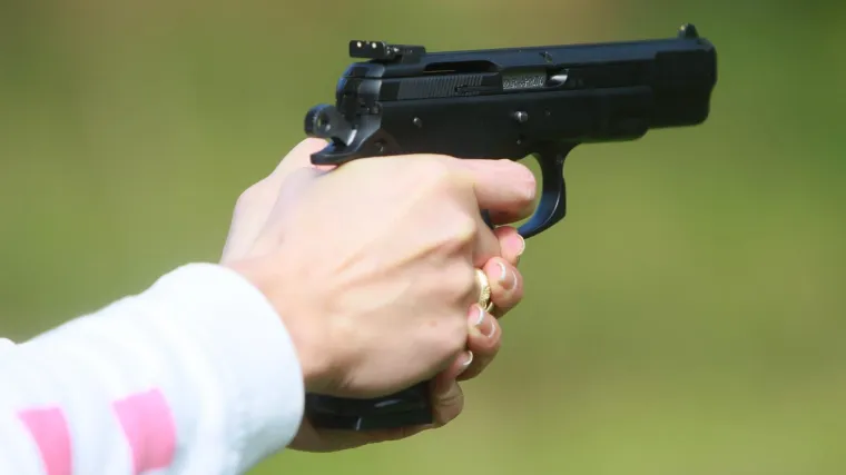 Petogodi&scaron;njak prona&scaron;ao pi&scaron;tolj i ubio mlađeg brata