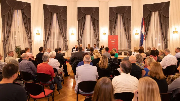 'Jedna naslovnica može uni&scaron;titi život. Zato je važno objaviti točnu informaciju'