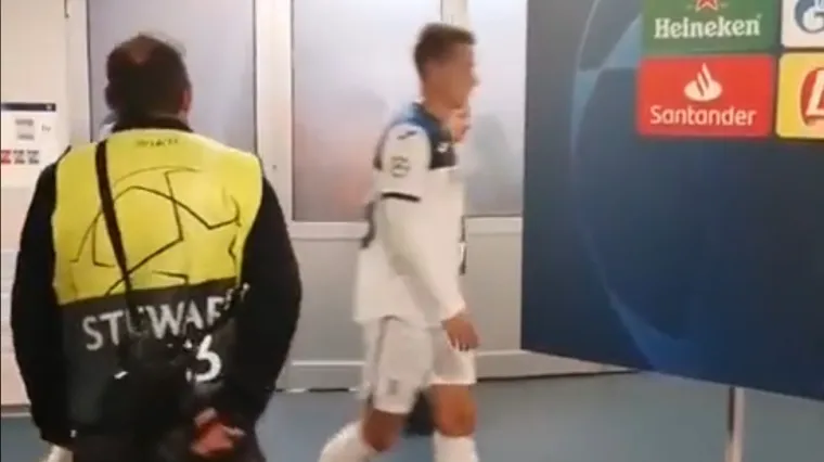 Na&scaron; novinar snimio je igrače Atalante dok su napu&scaron;tali maksimirski travnjak