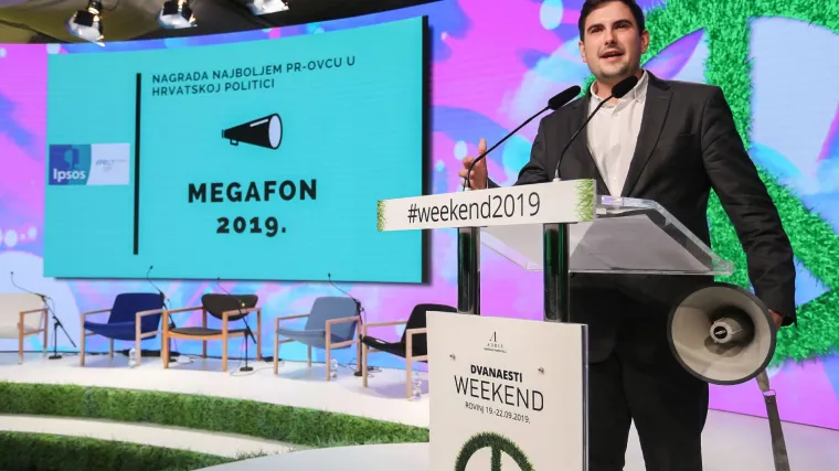 Doznali smo kakva će biti predsjednička kampanja, koje glave prodaju naslovnice i za&scaron;to sve mora početi i zavr&scaron;iti folkom