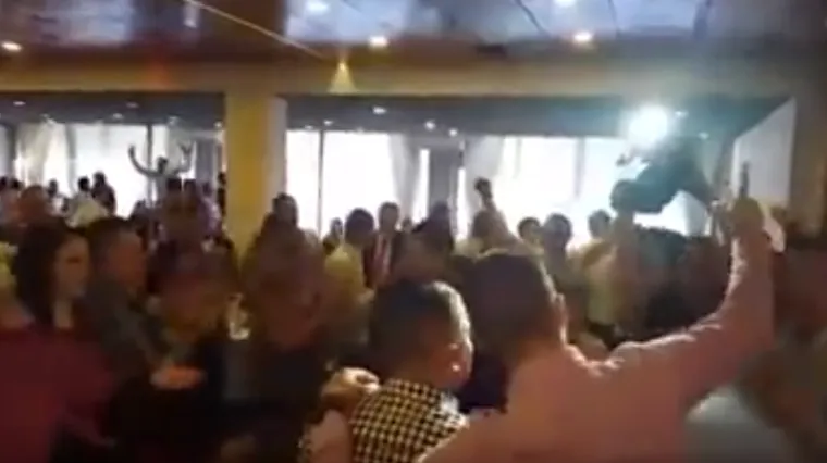 Razveli se nakon tri sata jer je punica tražila pjesmu &lsquo;Srpkinja je mene majka rodila&rsquo;