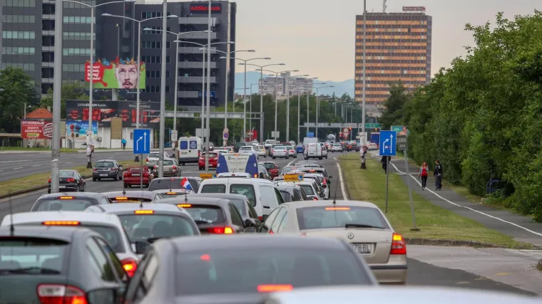 Vozači, oprez! Ovog vikenda u Zagrebu moguće velike gužve, evo koje obilazne pravce koristiti