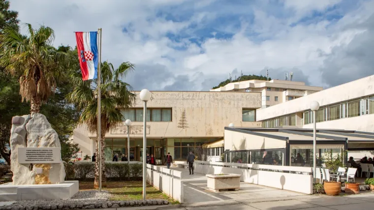 Dubrovačka bolnica zavr&scaron;ila na sudu: 'Krpali' se angažirajući liječnike iz većih ustanova