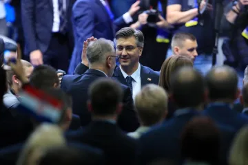 HDZ-OVCIMA NE STIŽU UPLATNICE ZA ČLANARINU: Radi li se o grešci ili je u pozadini lukav plan uoči stranačkih izbora?