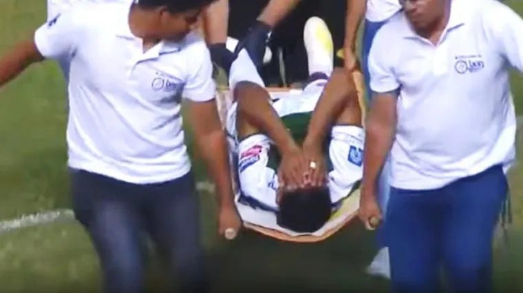 Vozač hitne otišao jesti, a pogledajte u čemu su igrača vozili do bolnice