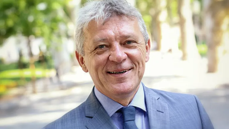 "To su gluposti. Nekoliko kilometara su me slijedili, to je jako neugodno'