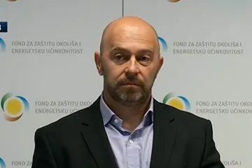 Pustio je snimku na kojoj on sam prijeti i vrijeđa kolegu