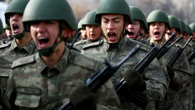 'Neće oklijevati prihvatiti ponude Moskve i Pekinga'