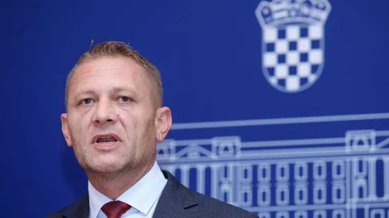 Gong je produžena ruka i trbuhozborac HSS-a