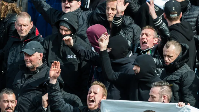 Neviđeni napad huligana: Upali u redakciju Radio Sarajeva pa natjerali urednika da obri&scaron;e jedan tekst