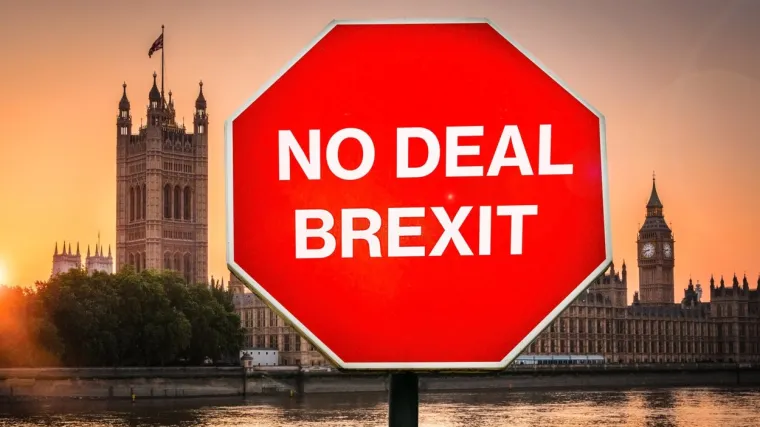 Police se prazne, funta pada, a cijene rastu. Panika...