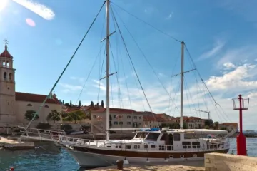 Greta (11) je krenula u školu, a Giuseppe (4) je još u bolnici, ali govori, jede i hoda
