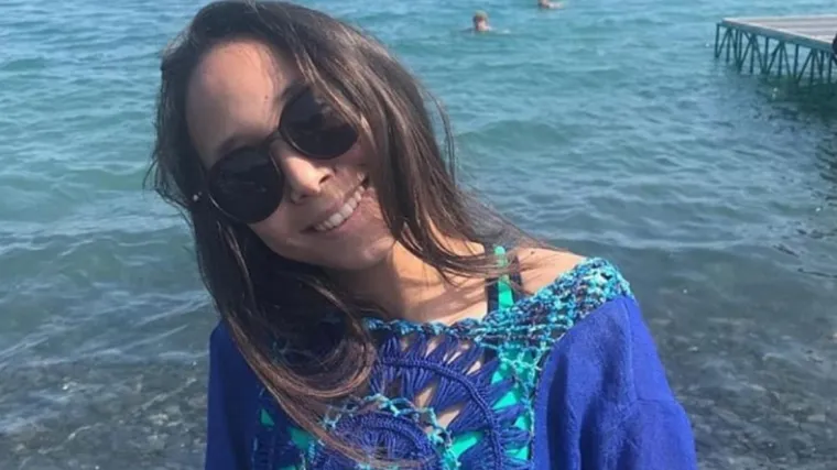 Punila ga je na jastuku dok je spavala