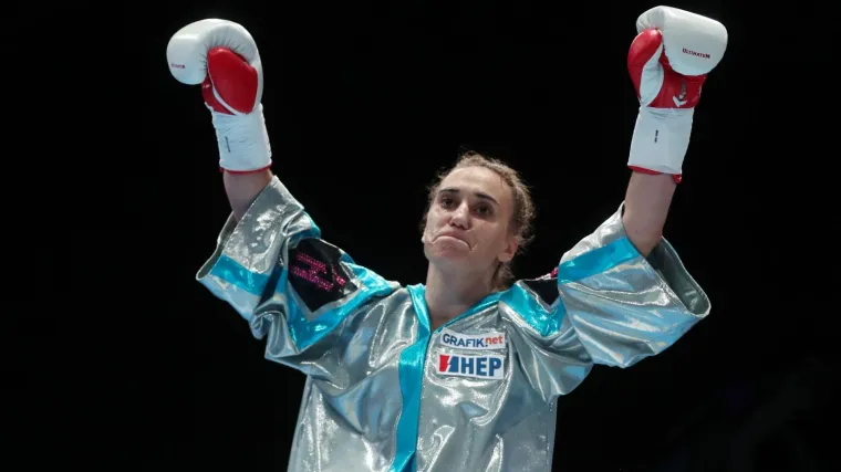 Spektakl na RTL-u: Ivana Habazin bori se protiv najbolje boksačice svijeta Claresse Shields!