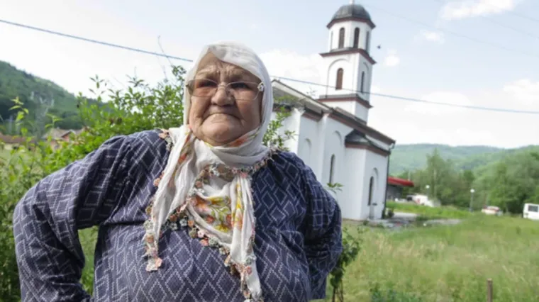 Srpska pravoslavna crkva mora sru&scaron;iti crkvu izgrađenu u dvori&scaron;tu obitelji pogubljene u Srebrenici
