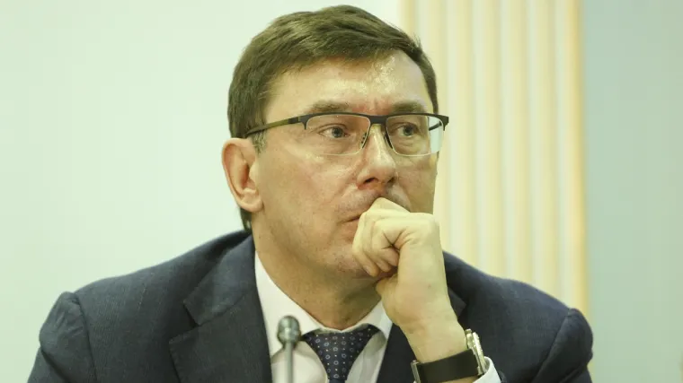 Sumnjaju da je odobrio ilegalno klađenje