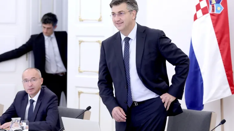 Plenković kaže da će predsjednicu podržati većina, Manolić tvrdi: 'Izgubit će jer je izbacila Tita!'