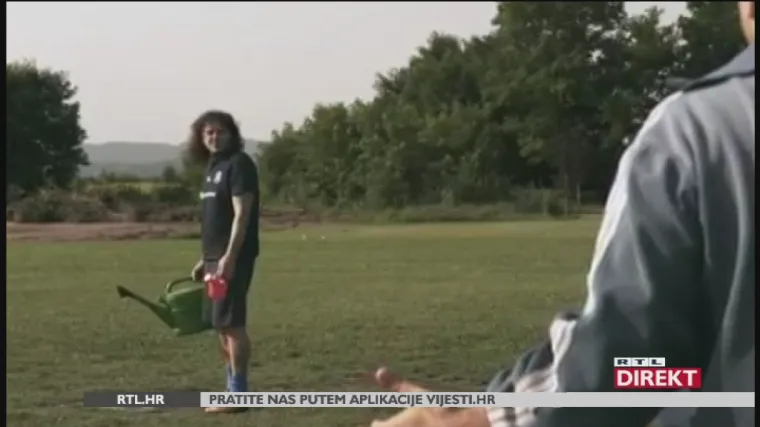 Trava za Varteks: Za samo 150 kuna možete postati vlasnik jednog komadića nogometnog terena