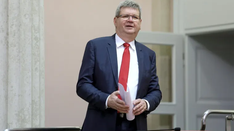 Mrsić HVIDRA-i: 'Povla&scaron;tene mirovine ne smiju biti svete krave mirovinskog sustava'