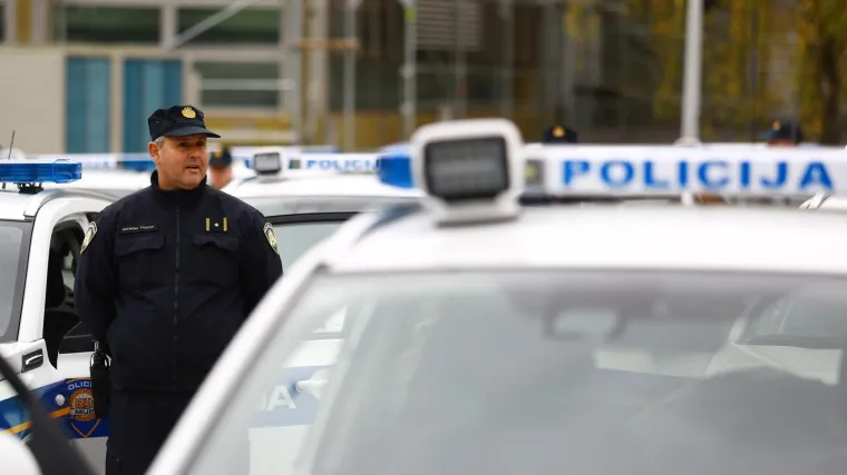 Vukovarac (18) nosio majicu s natpisom 'Četnici Sever' pa zaustavljen na hrvatskoj granici