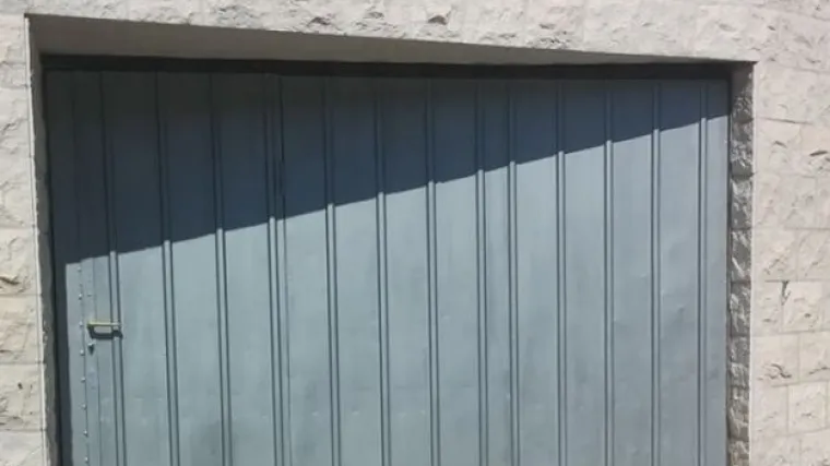 'To je zato da mu žena ne uzme auto'