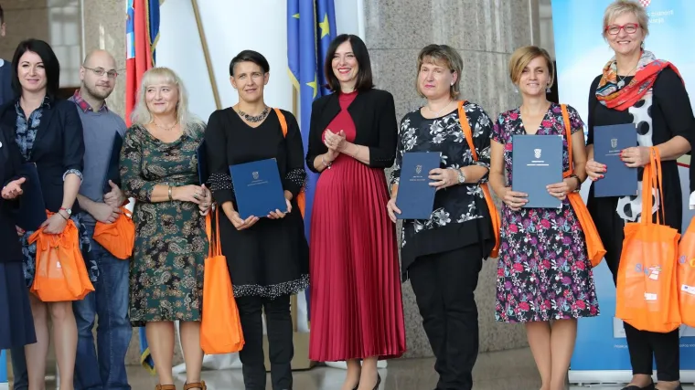 Ovo je 510 najboljih nastavnika u Hrvatskoj! Provjerite je li i učitelj va&scaron;eg djeteta među njima