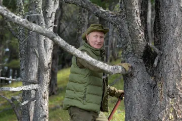 JEDAN OD NAJMOĆNIJIH LJUDI PROSLAVIO 67. ROĐENDAN: Vladimir Putin oti&scaron;ao na izlet u izoliranu rusku pokrajinu