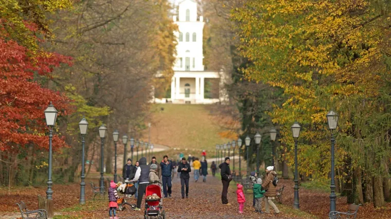 Umor i slaba koncentracija: Jaka južina stvarat će probleme, a popodne stižu oblaci i ki&scaron;a