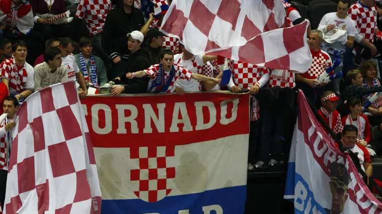 Operacija Poljud: Policija utakmicu osigurava s kopna, iz zraka, pa čak i s mora